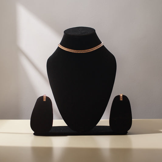 Sunehri Line Choker Set