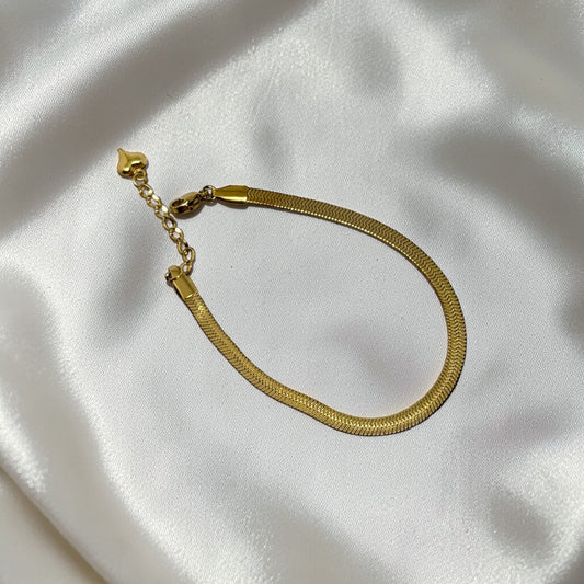 Aura Chain Bracelet