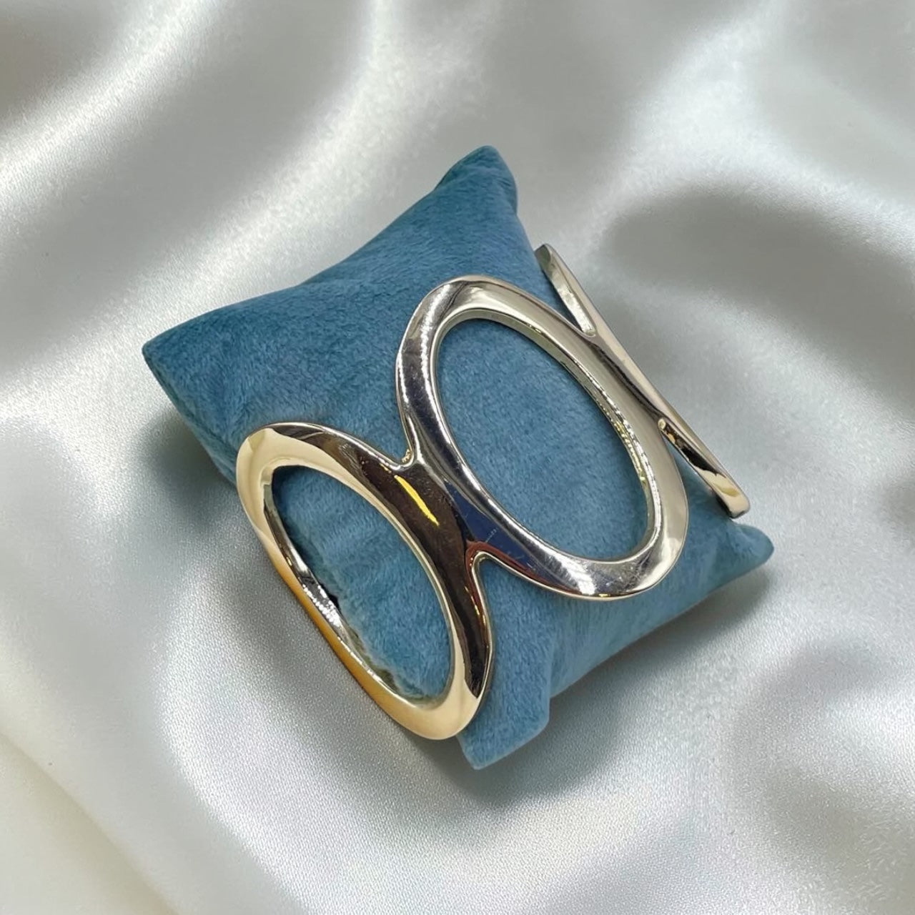 Sculpt Stack Cuff