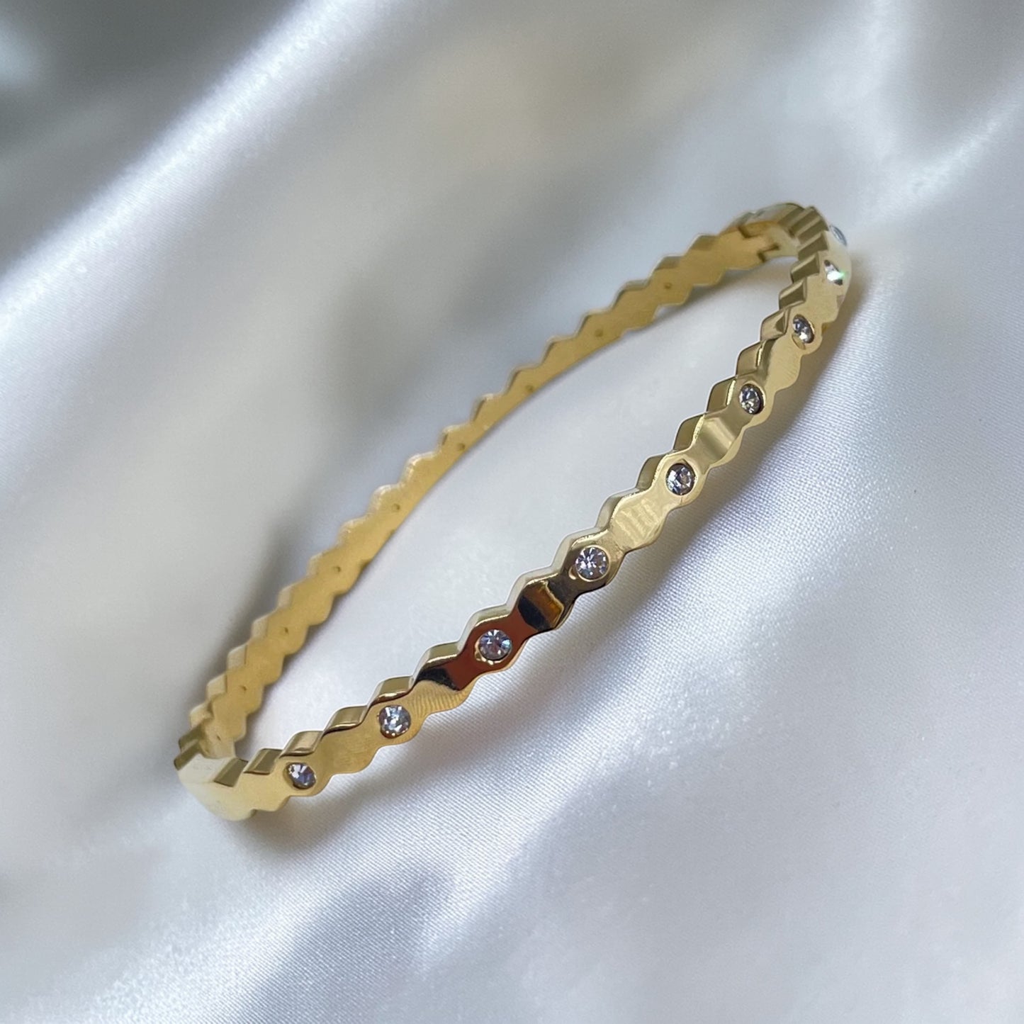 Ripple Shine Bracelet