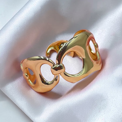Sculpted Flow Cuff