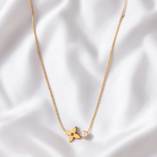 Little Bloom Necklace