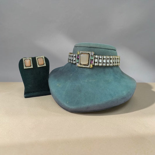 Veya Square Choker Set